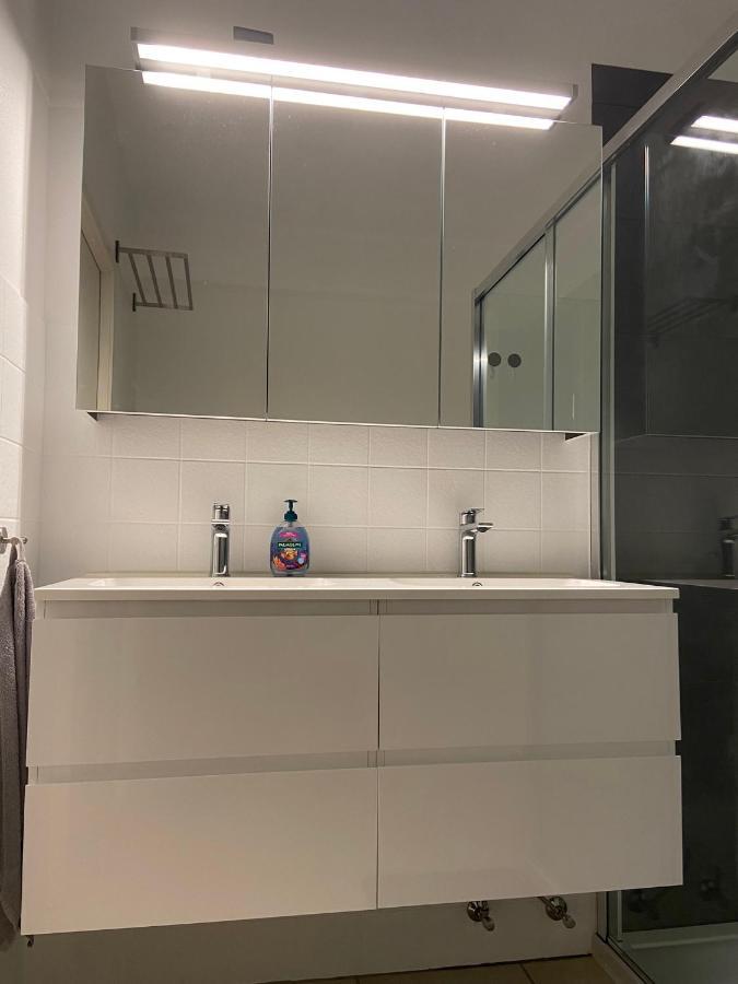 Weloveoostende - Newly Renovated Large Apartment 150M From The Beach - Including Bed Sheets And Final Clea-Ning Luaran gambar
