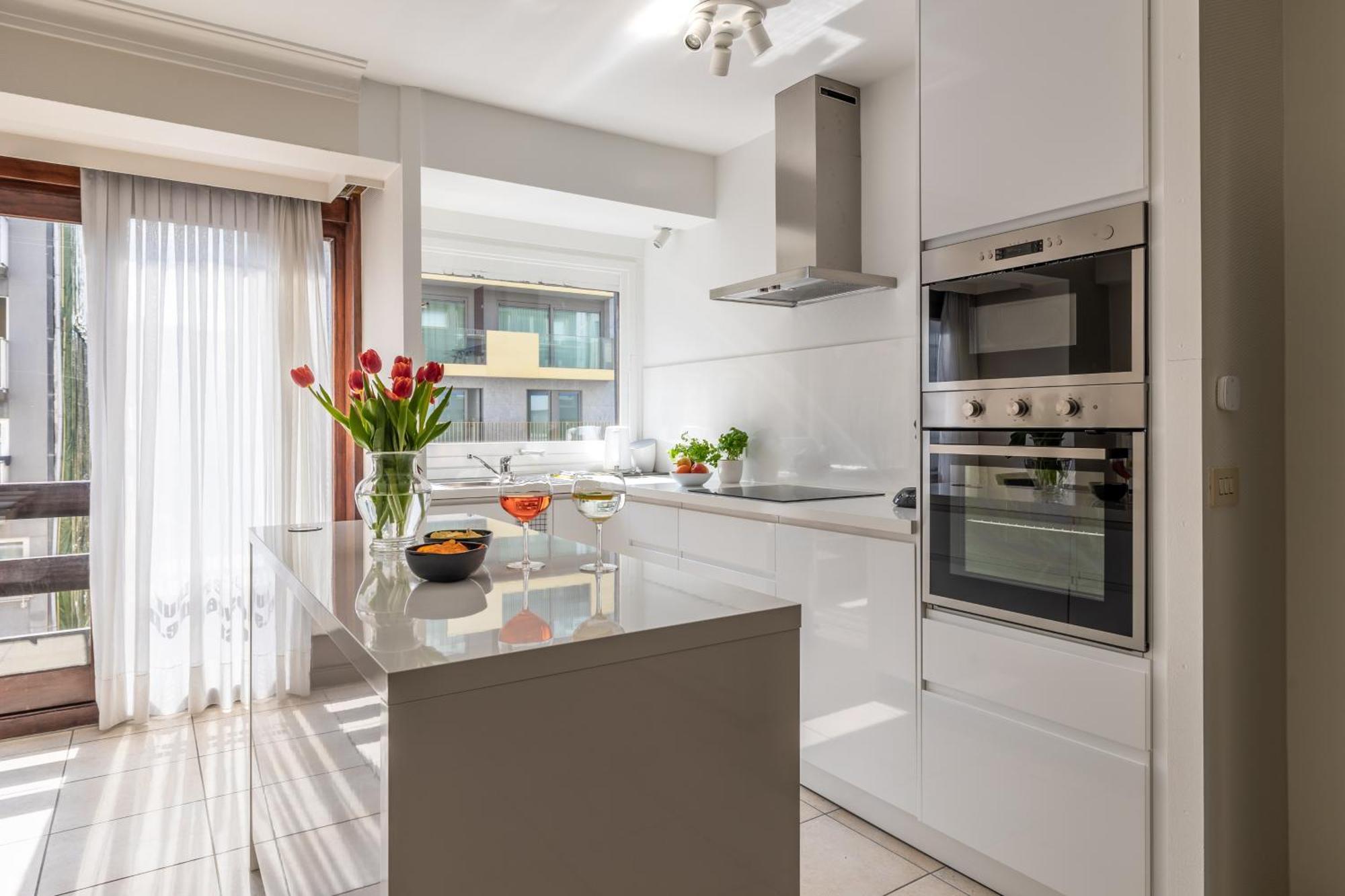 Weloveoostende - Newly Renovated Large Apartment 150M From The Beach - Including Bed Sheets And Final Clea-Ning Luaran gambar