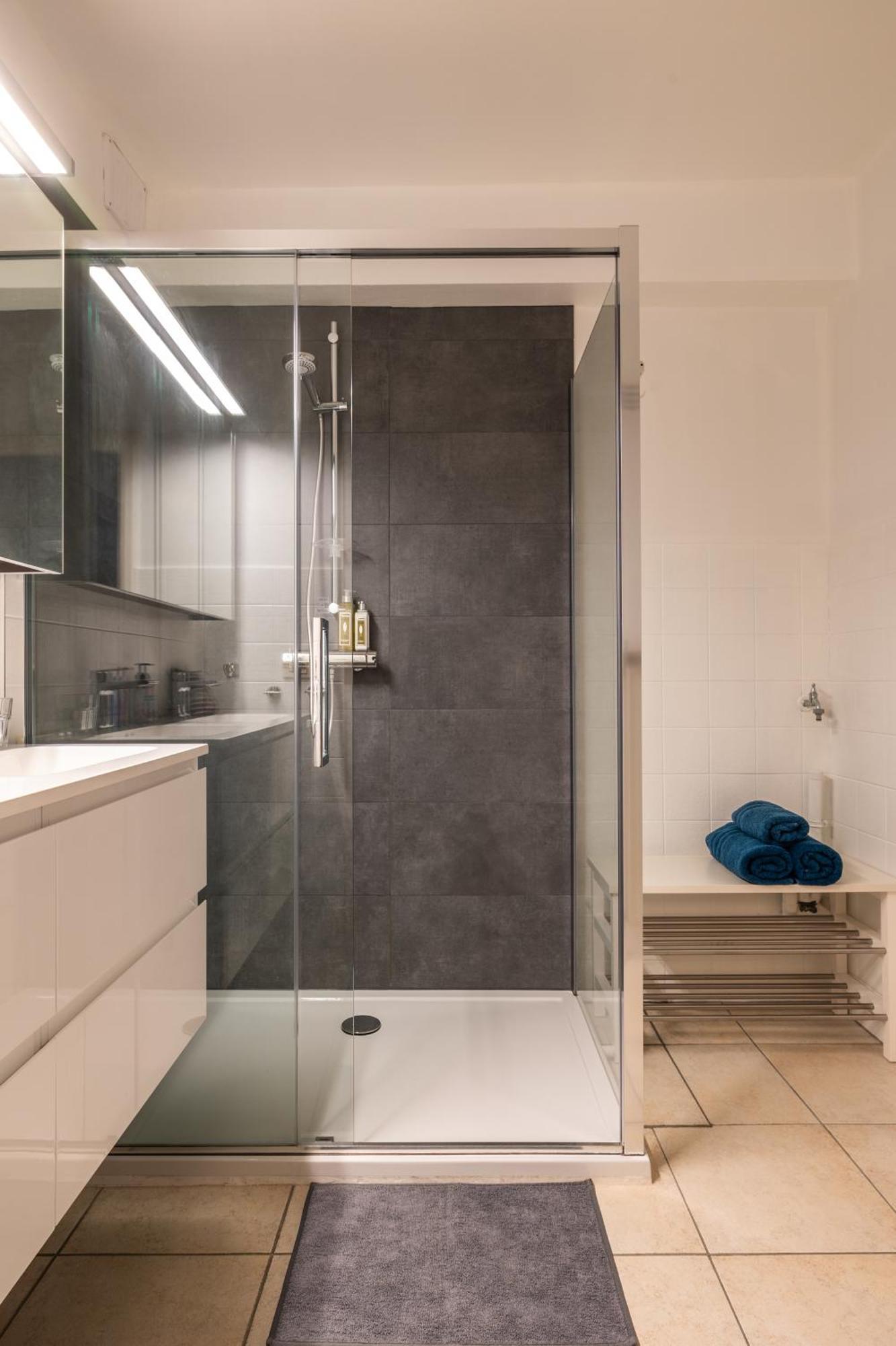 Weloveoostende - Newly Renovated Large Apartment 150M From The Beach - Including Bed Sheets And Final Clea-Ning Luaran gambar